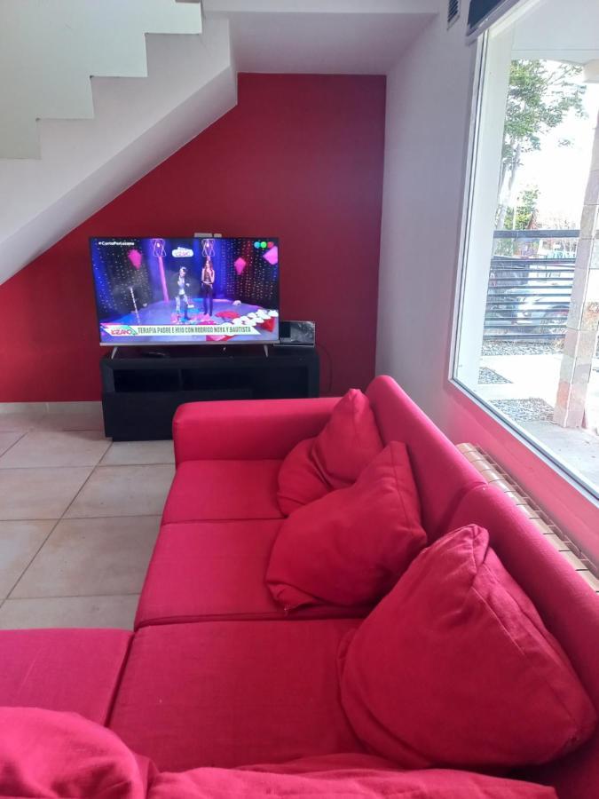 Moderna Casa En Ushuaia Villa Esterno foto